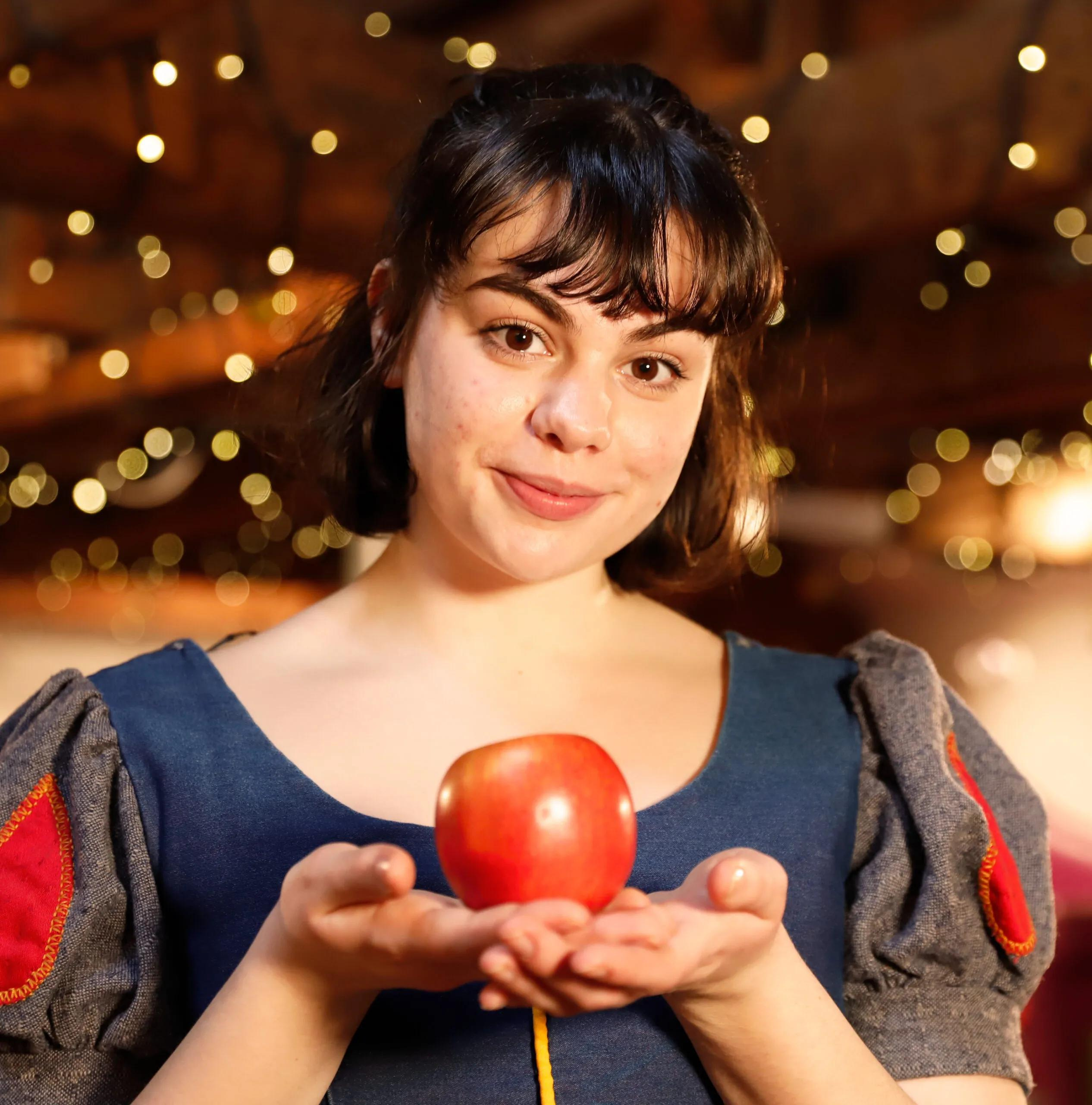 Durham Fringe Festival – ‘Snow White & the Seven Stories’